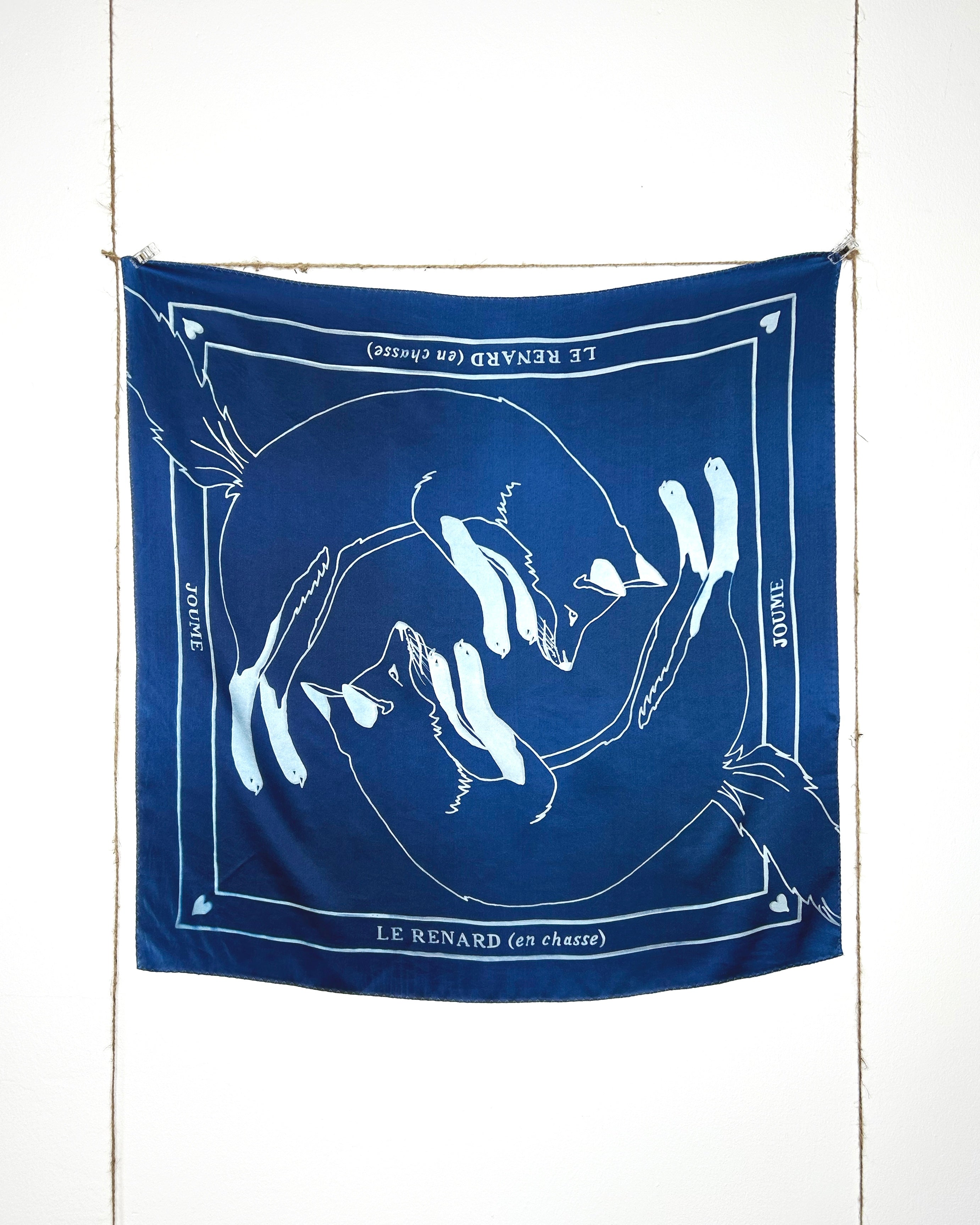 LE RENARD (en chasse)